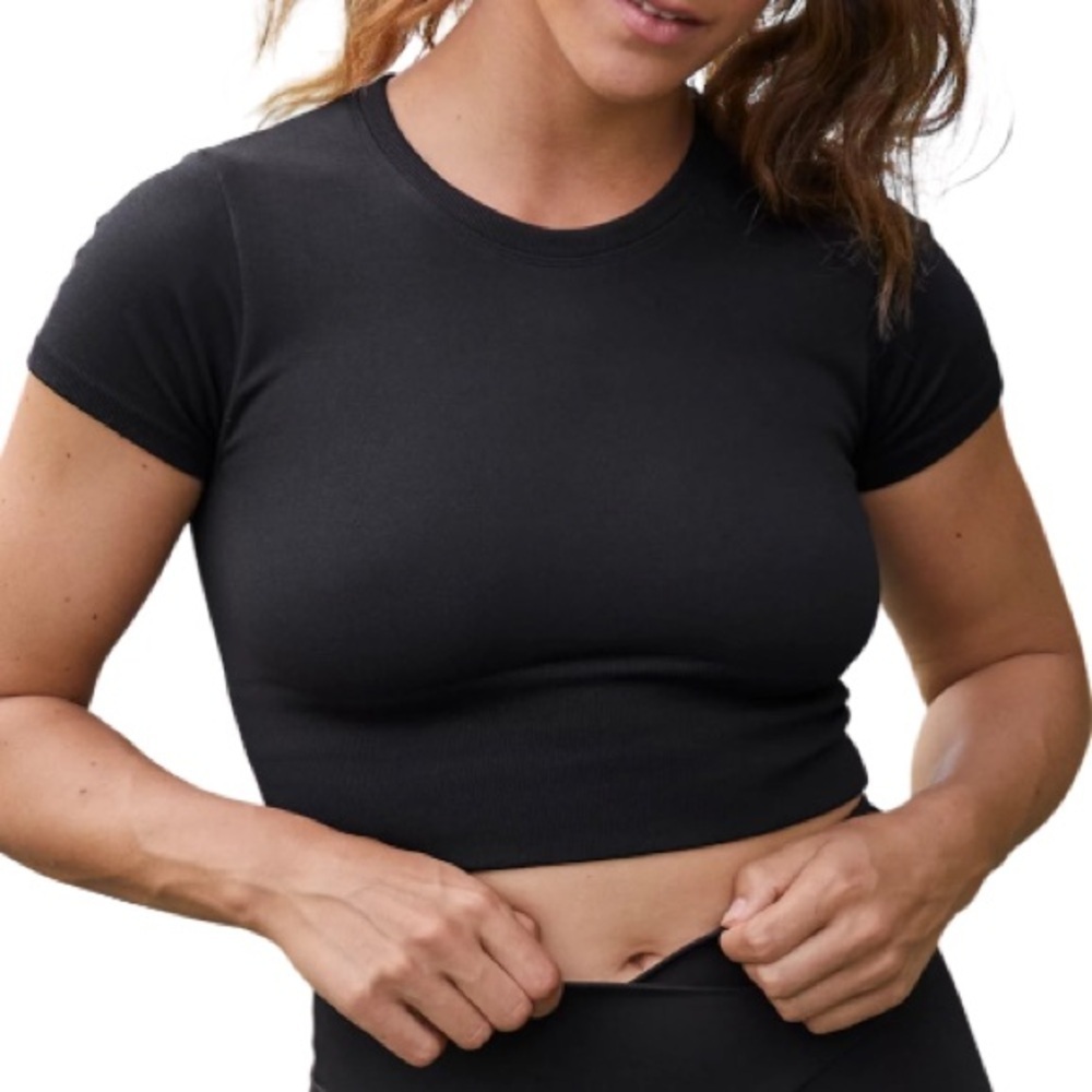 OFFLINE By Aerie Sidewalk Seamless Cropped T-Shirt True Black Moisture Wicking S